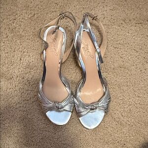 Badgley Mischka Silver Knotted Heels